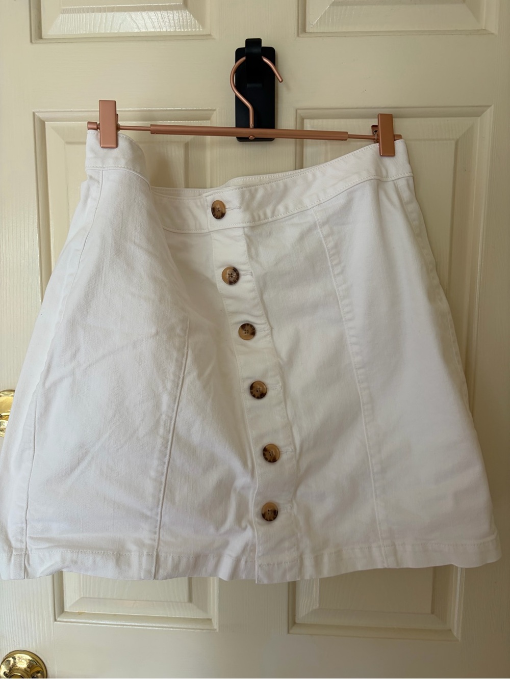 LOFT White Button-Front A-Line Mini Skirt